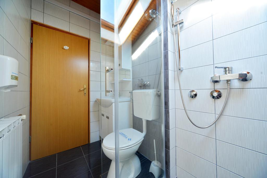 Hotel Plitvicka Vrela Grabovac  Zimmer foto